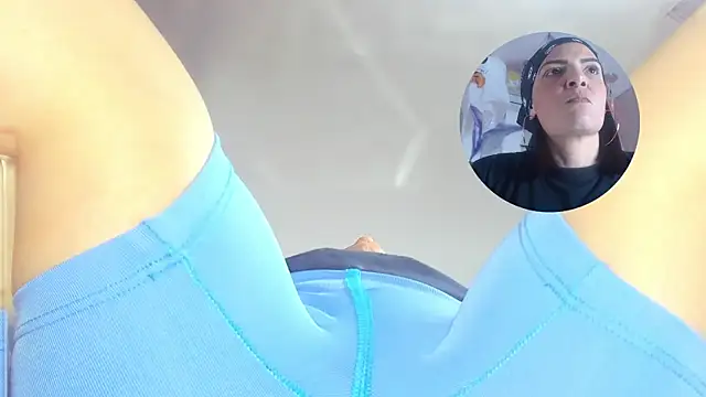 KatteMoss online show from 10/22/25, 08:52