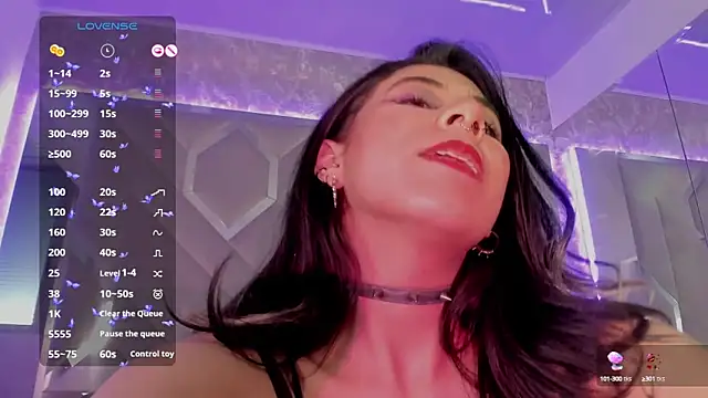 Sara Foxx1 online show from 01/31/25, 04:47