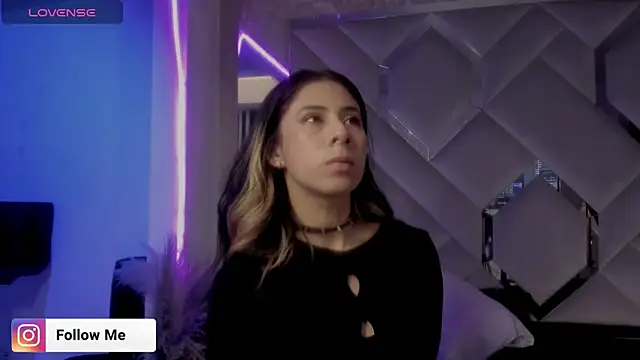 Sara Foxx1 online show from 04/08/26, 07:03