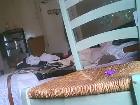 Snapshot of DaddyQuimHot chatting on 03/15/25, 10:35 DaddyQuimHot online show from 03/15/25, 10:35