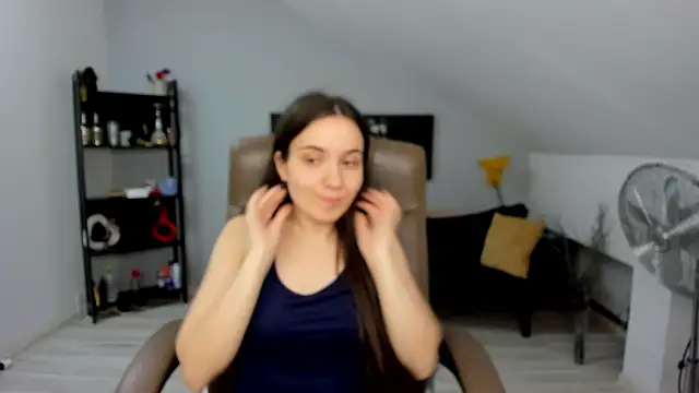 Snapshot of MelissaWiliam chatting on 01/20/25, 03:50 MelissaWiliam online show from 01/20/25, 03:50