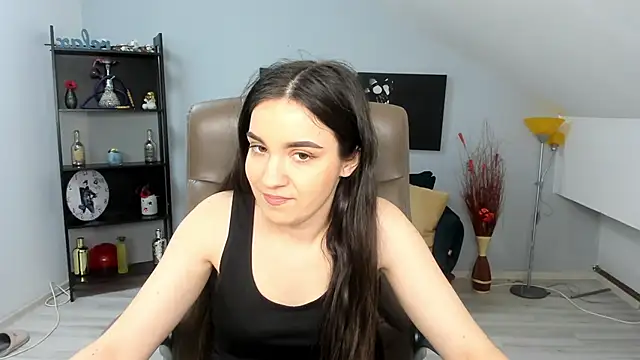 Snapshot of MelissaWiliam chatting on 02/19/25, 04:33 MelissaWiliam online show from 02/19/25, 04:33