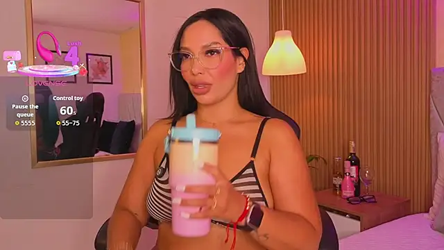 Snapshot of Dakota_diaz_ chatting on 12/02/25, 08:26 Dakota diaz online show from 12/02/25, 08:26