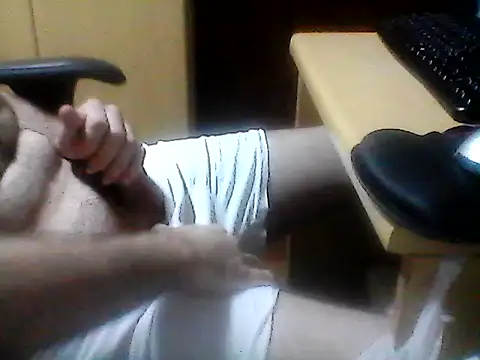 Snapshot of MORENOGOSTOSO12345 chatting on 02/15/26, 09:44 MORENOGOSTOSO12345 online show from 02/15/26, 09:44