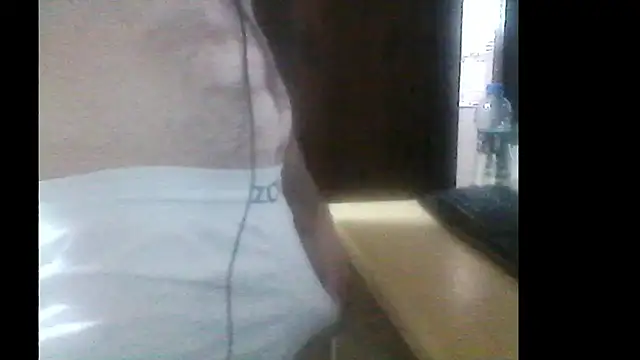 Snapshot of MORENOGOSTOSO12345 chatting on 04/07/26, 05:57 MORENOGOSTOSO12345 online show from 04/07/26, 05:57