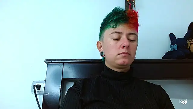 tomboyblue online show from 02/16/25, 08:33