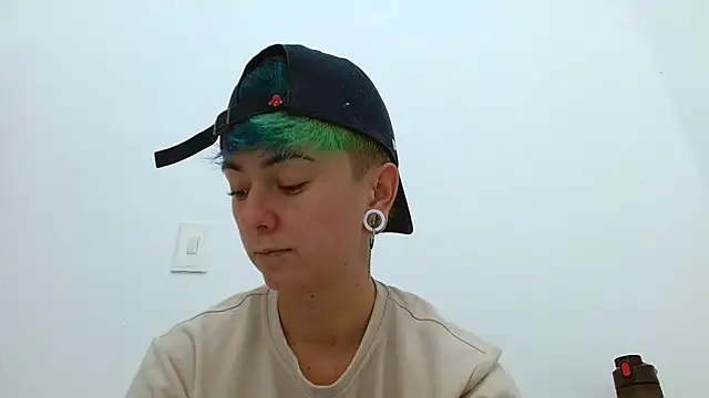 tomboyblue online show from 11/06/25, 01:45