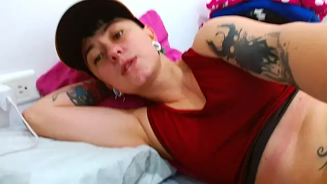 tomboyblue online show from 12/14/25, 05:07