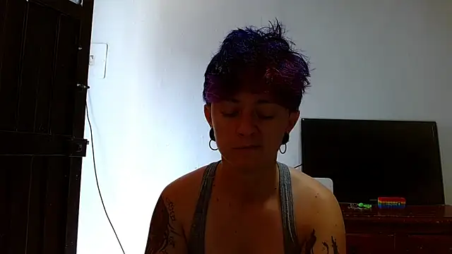 tomboyblue online show from 05/13/26, 05:21