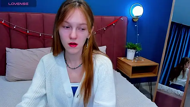 Snapshot of VanillaKelly chatting on 02/12/25, 12:16 VanillaKelly online show from 02/12/25, 12:16