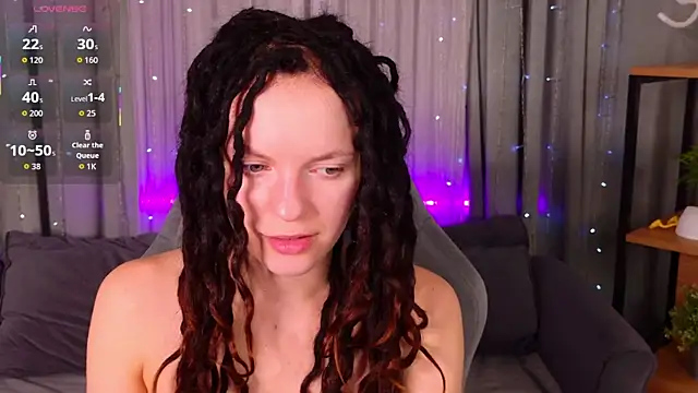 Snapshot of CoreyJane chatting on 05/25/26, 04:51 CoreyJane online show from 05/25/26, 04:51