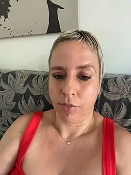 MariaValentine online show from 07/13/26, 06:49