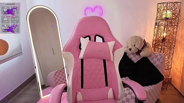 violet ch online show from 12/17/25, 06:03