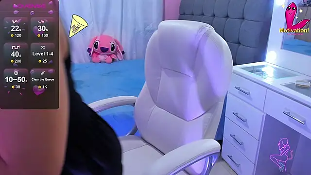 Snapshot of dahian_carter chatting on 12/18/24, 10:57 dahian carter online show from 12/18/24, 10:57