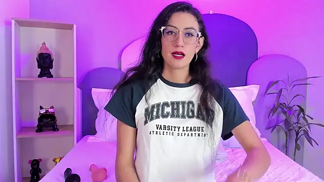 SophieGomez22 online show from 02/03/26, 11:26