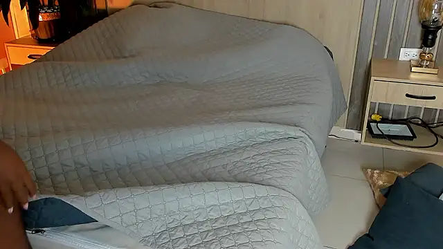 rebeca cortez  online show from 03/13/26, 07:31