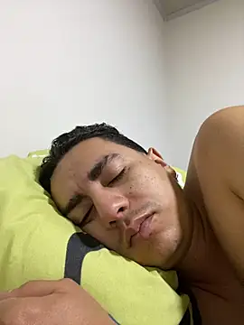 Snapshot of DanielGomez9 chatting on 02/23/25, 03:45 DanielGomez9 online show from 02/23/25, 03:45