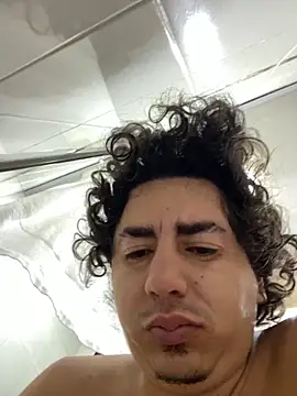 DanielGomez9 online show from 11/04/25, 01:10