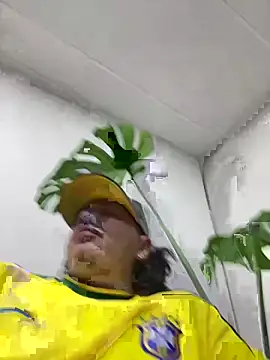 DanielGomez9 online show from 02/01/26, 12:31