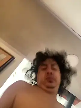 DanielGomez9 online show from 04/13/26, 01:05