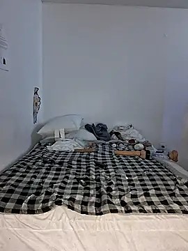 Puffgettingstuffed online show from 12/23/25, 09:18