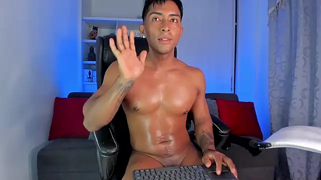 Couple muscle1 online show from 12/05/24, 01:17