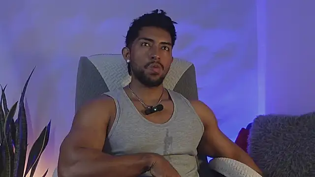 Couple muscle1 online show from 04/11/26, 07:07