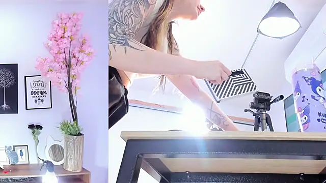 Siouxsie cenobite online show from 10/01/25, 11:27