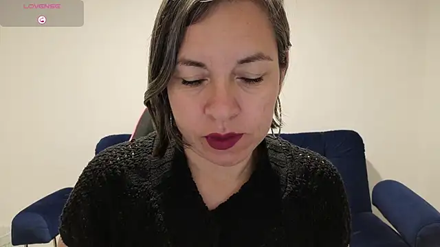 Lady breaks hearts online show from 12/05/25, 10:35