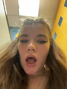 Holy Tereza online show from 04/15/26, 07:58