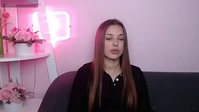 Snapshot of MilanaAngelAs chatting on 06/01/26, 04:47 MilanaAngelAs online show from 06/01/26, 04:47