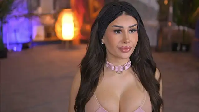 EvaZane online show from 02/05/25, 01:54