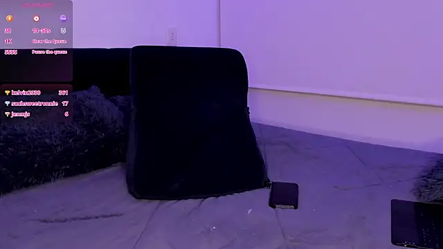 Snapshot of cleo_adams chatting on 01/03/25, 07:27 cleo adams online show from 01/03/25, 07:27