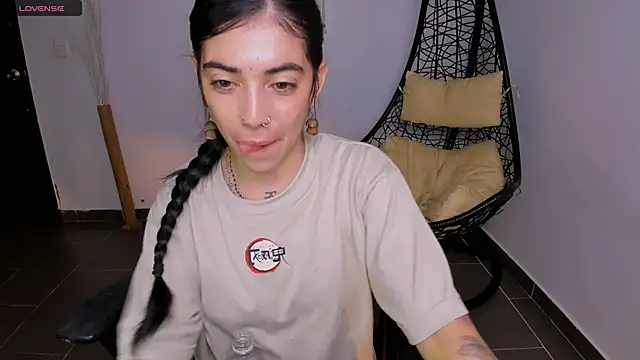 Nina-monroe online show from 03/15/25, 12:04