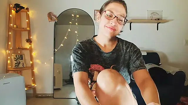 Melisa cream online show from 03/14/25, 02:42