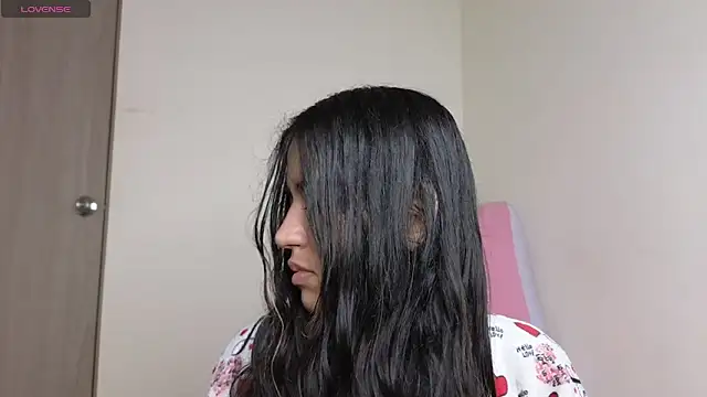 Snapshot of ViolettaSummer chatting on 09/23/25, 10:07 ViolettaSummer online show from 09/23/25, 10:07