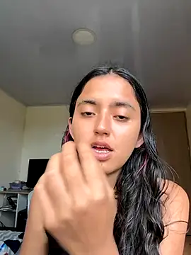 ViolettaSummer online show from 11/15/25, 08:16