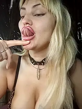 Freya Milf online show from 03/12/26, 09:26