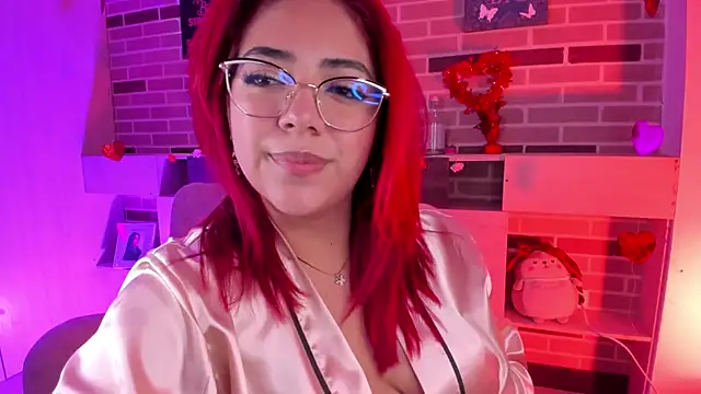 Rousse Collinss online show from 02/25/25, 04:00