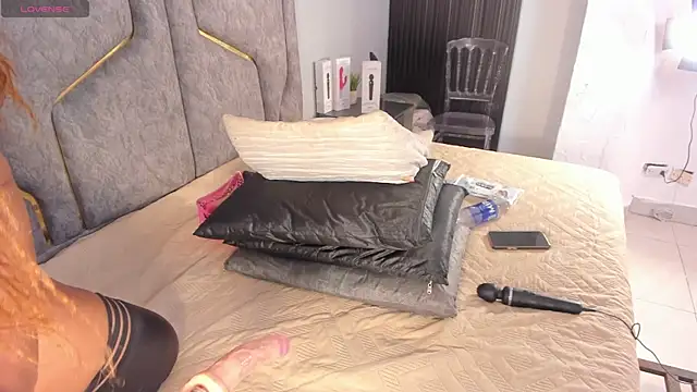 Katejordan online show from 01/29/25, 03:54