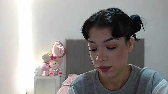 Snapshot of Caribbean_beauty_ chatting on 10/19/25, 03:07 Caribbean beauty online show from 10/19/25, 03:07