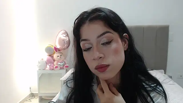 Snapshot of Caribbean_beauty_ chatting on 10/23/25, 01:49 Caribbean beauty online show from 10/23/25, 01:49