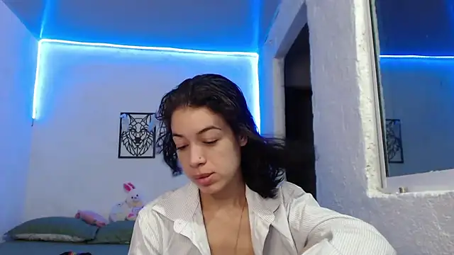 Snapshot of Caribbean_beauty_ chatting on 05/27/26, 05:04 Caribbean beauty online show from 05/27/26, 05:04
