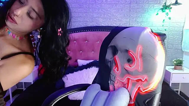 REDHOTTER  online show from 03/05/26, 07:43