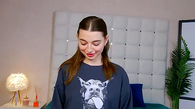 NicoleRosss online show from 03/13/25, 06:34