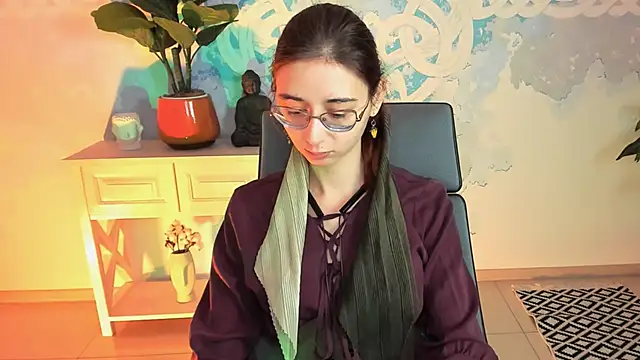 Orianna Fox online show from 10/17/25, 09:12
