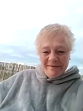 Snapshot of SoDi_Love chatting on 01/02/25, 04:24 SoDi Love online show from 01/02/25, 04:24