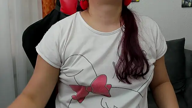 Lexyevans online show from 02/22/26, 09:13