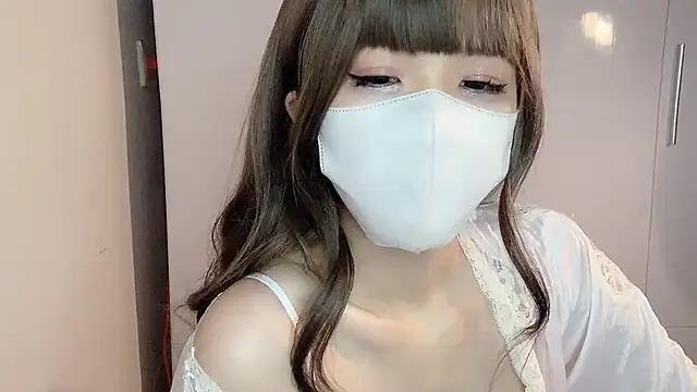 Snapshot of _Poya_ chatting on 12/04/24, 05:55  Poya  online show from 12/04/24, 05:55