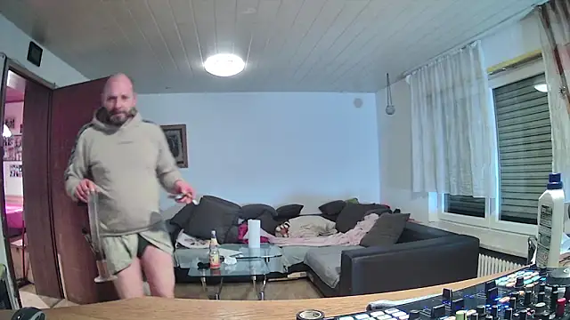 rosaeichel online show from 02/10/26, 02:48